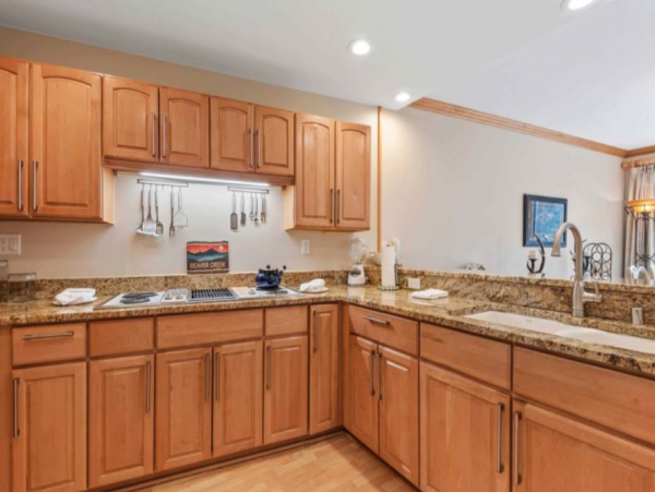 Four Bedroom Ski Rental Sleeps 10 Guests
